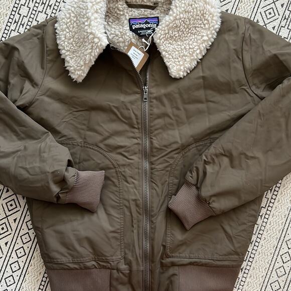 PATAGONIA W’s Shelled Sherpa Flight Jacket - Picture 4 of 5